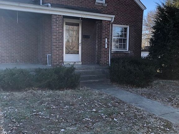 2nd image of 402 College St #402