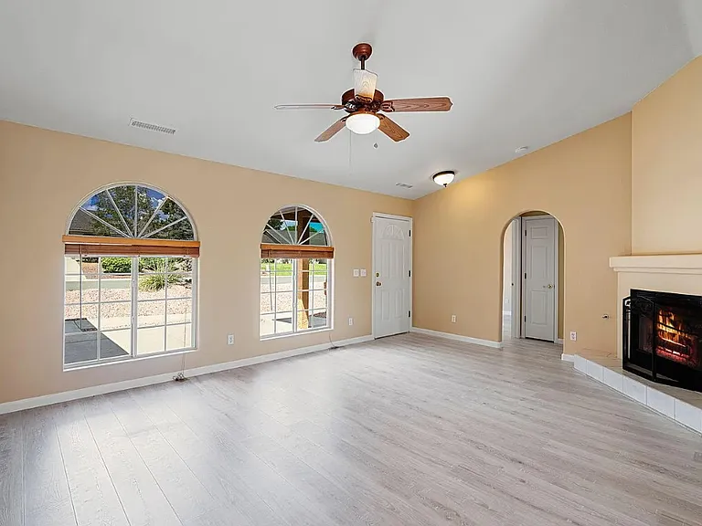 7185 N Summit View Dr — Photo 5