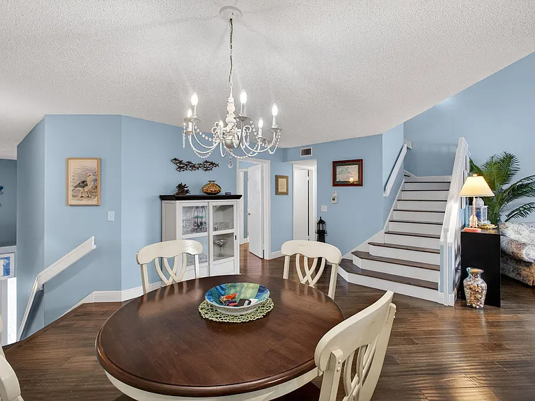 1206 Mainsail Cir — Photo 16