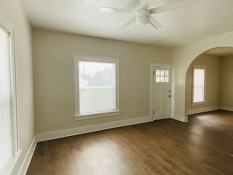 722 W Cucharras St — Photo 3