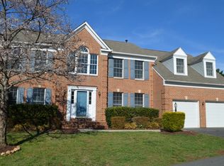 20784 Eskridge Ct, Sterling, VA 20165