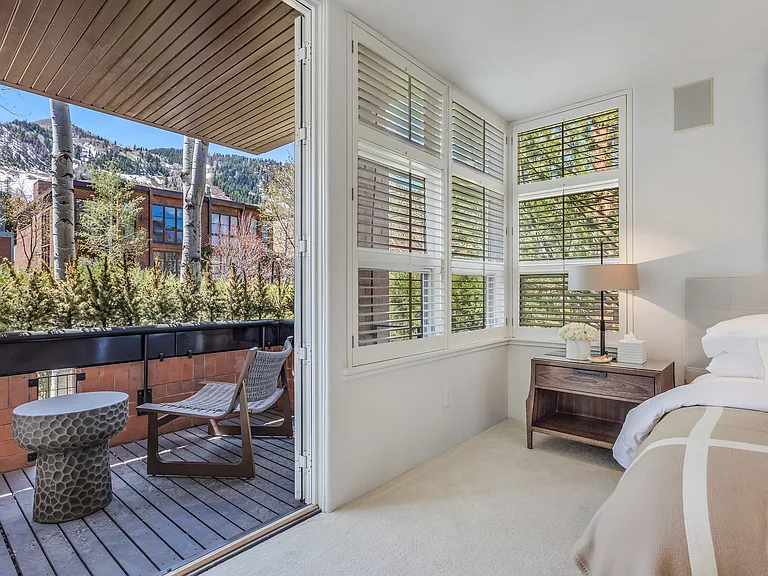 708 E Hyman Ave #708 — Photo 35