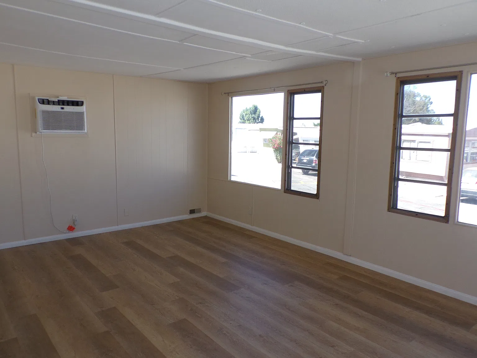 2 bed, 800 sqft, $1,675 — Photo 2