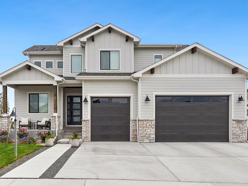 1st image of 2922 Lake Verna Dr