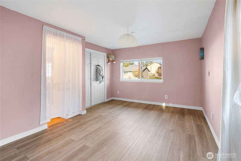 5th image of 103 91st Avenue SE
