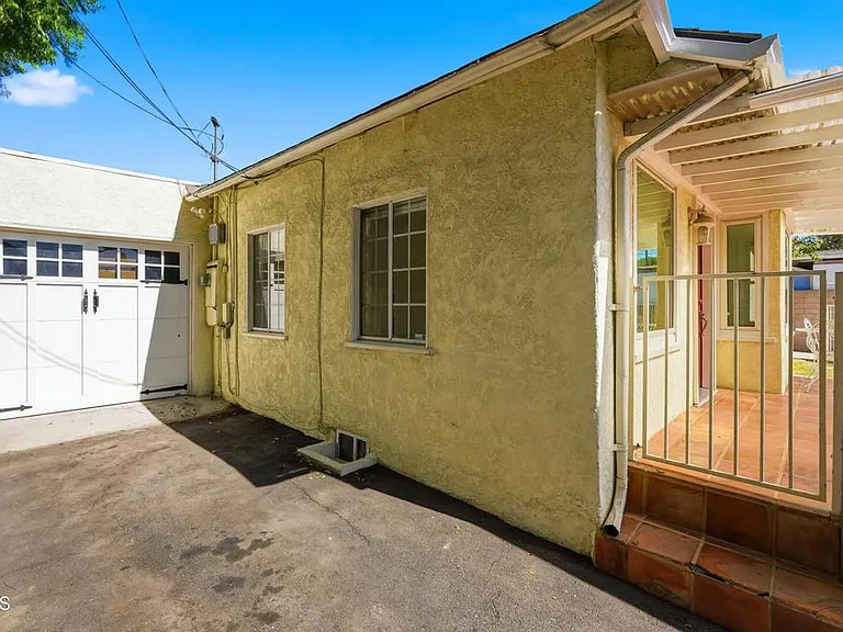 10734 Oro Vista Ave — Photo 40