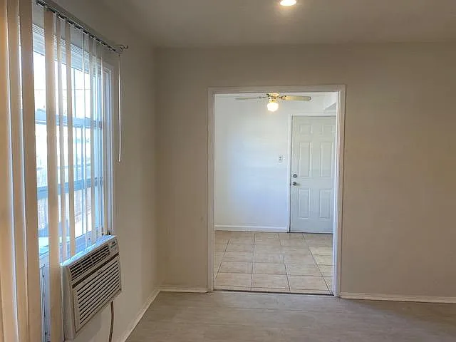 7004 1/2 Hazeltine Ave #4 — Photo 9