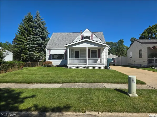 2783 9th St, Cuyahoga Falls, OH 44221