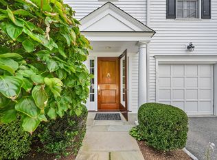 217 Park St UNIT 217, New Canaan, CT 06840