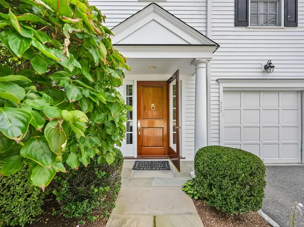 217 Park Street #217, New Canaan, CT 06840