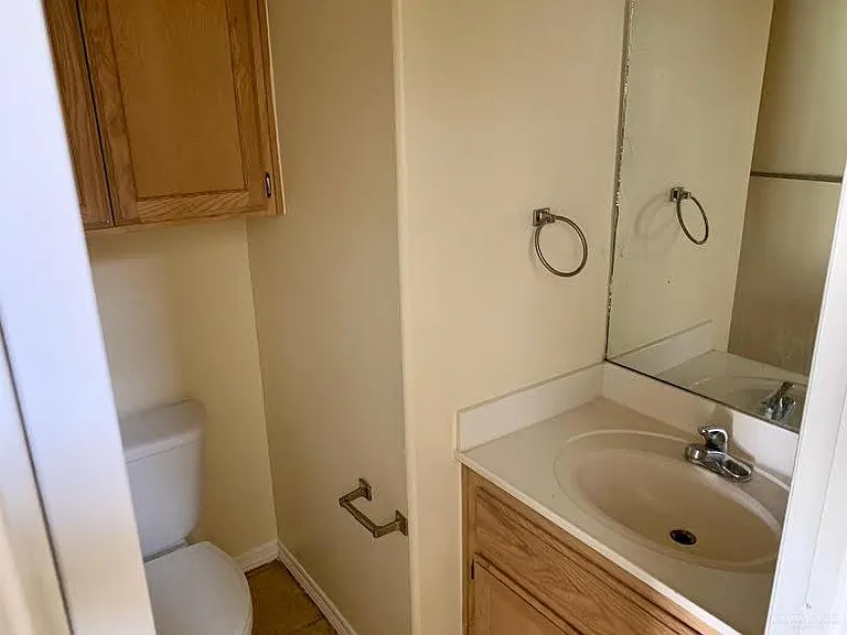 1509 Phoenix St — Photo 11