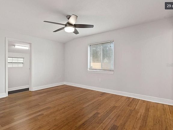 3rd image of 2644 Beverly Ave