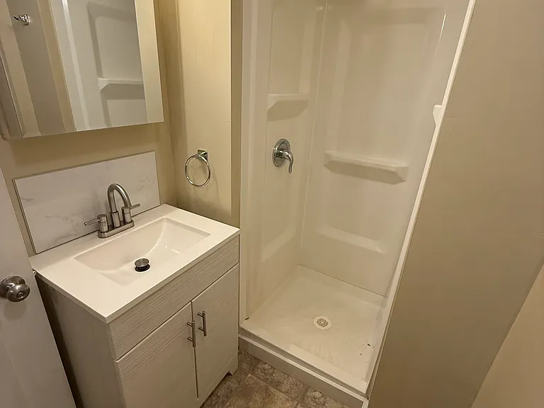 271 Spring St #7 — Photo 10