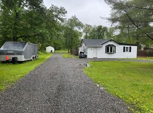 147 W 5th St, Howell, NJ 07731