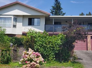 4669 Portland St, Burnaby, BC V5J 2P1