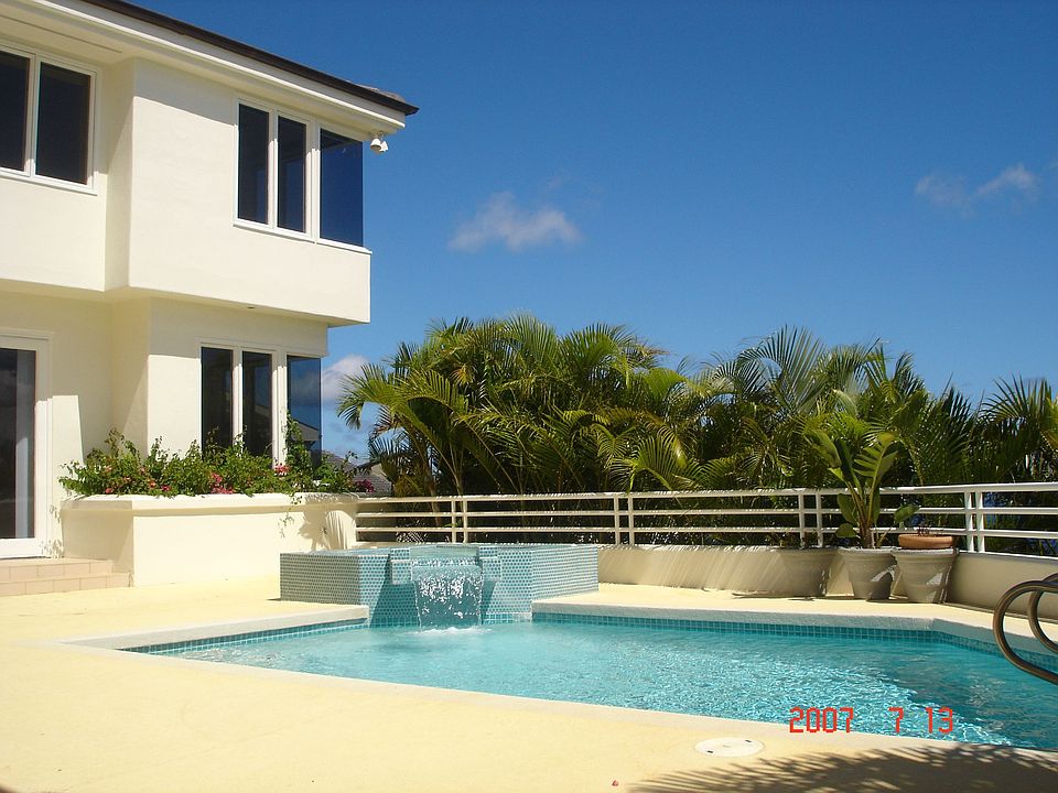 2nd image of 131 Maono Pl