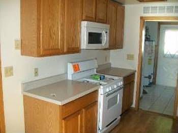 5th image of 519 N Columbine Ave