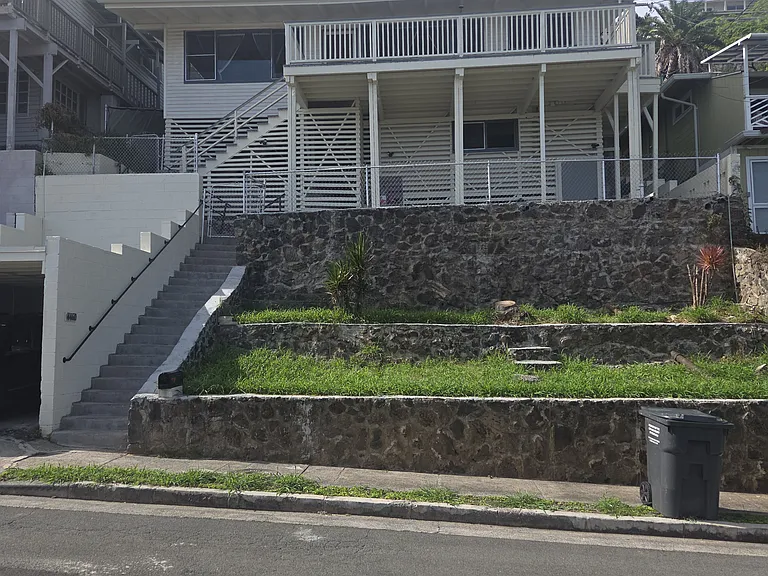 Wahinekoa Pl — Photo 1