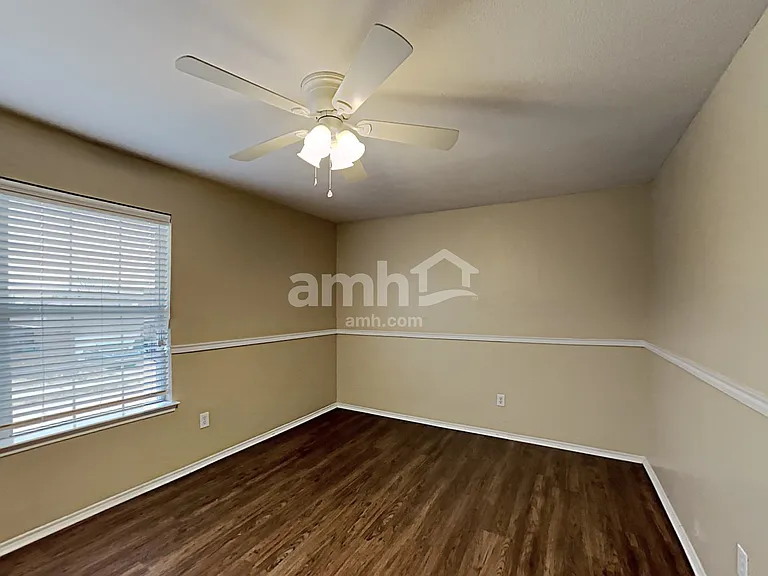 1618 Withers Way — Photo 14