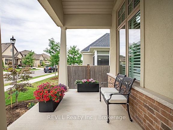 4th image of 75 Millpond Rd