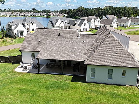 4th image of 501 Wrenwood Ct