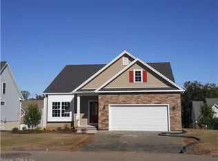 14 Sonoma Ln, Middletown, CT 06457