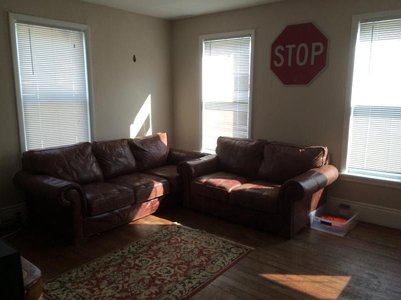 2nd image of 24 Pratt St #9