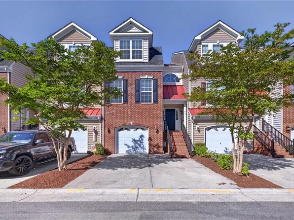 937 Iron Bridge Dr, Virginia Beach, VA 23462