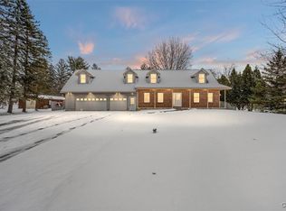 6770 Schuyler Rd, East Syracuse, NY 13057