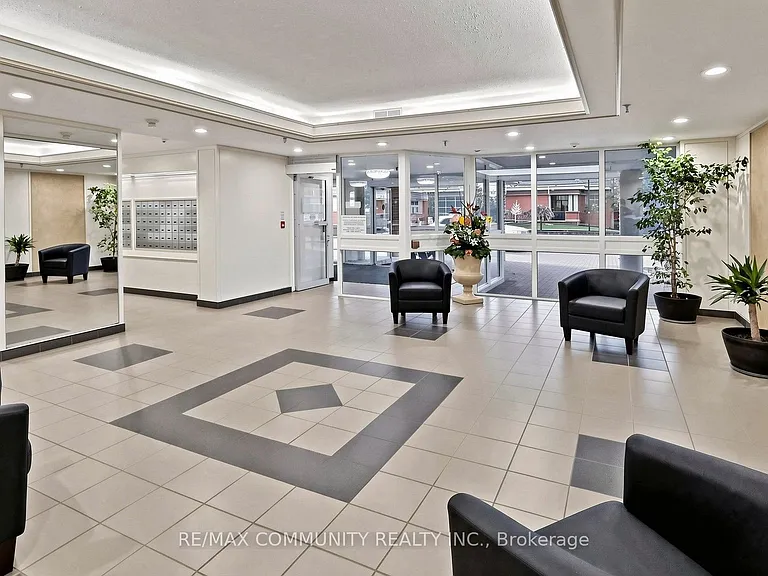 400 McLevin Ave #1410 — Photo 6