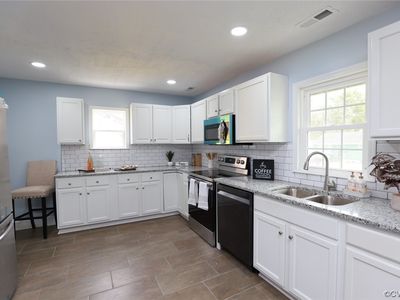 825 Fort Henry St, Petersburg, VA, 23803