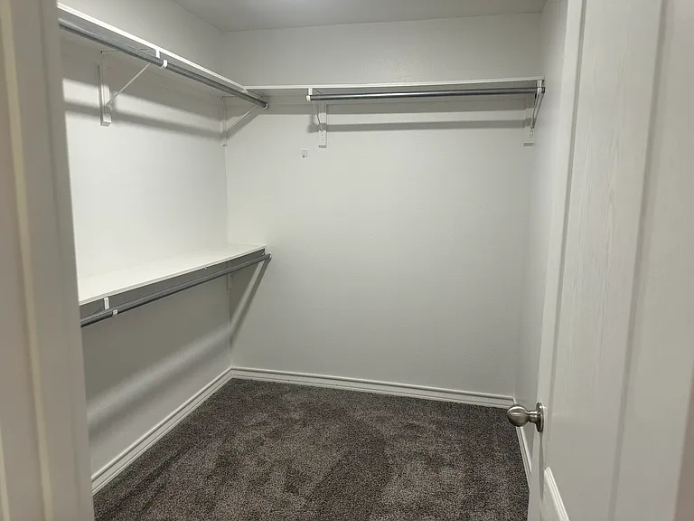 4149 Kensington Crk — Photo 9