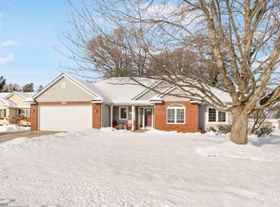 10315 Sara Mae Dr, Zeeland, MI 49464