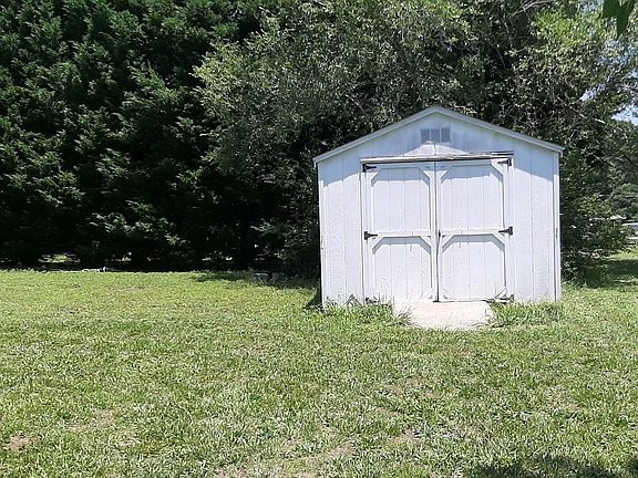 4th image of 253 Overcash Rd