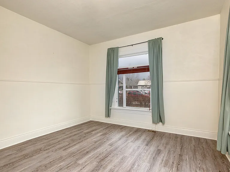 96 S Center St #98 — Photo 7