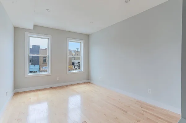 Rented by Keyo  | media 10