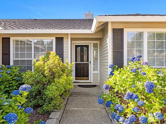 3rd image of 5106 149th Street SE