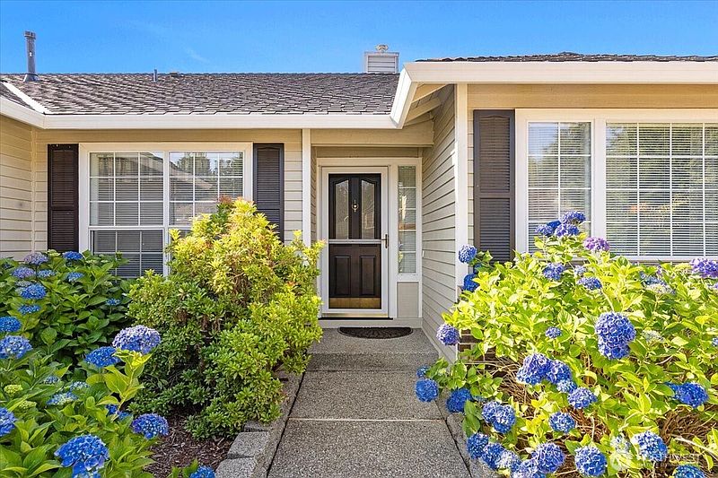 3rd image of 5106 149th Street SE