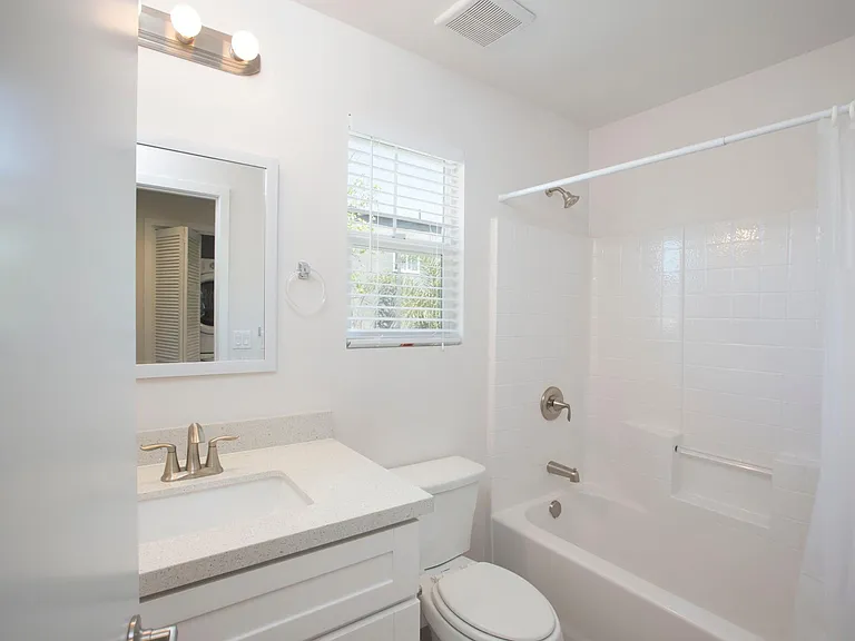 12338 Parkside St — Photo 9