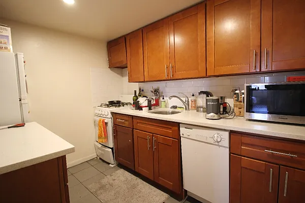 Rented by Bold New York | media 31