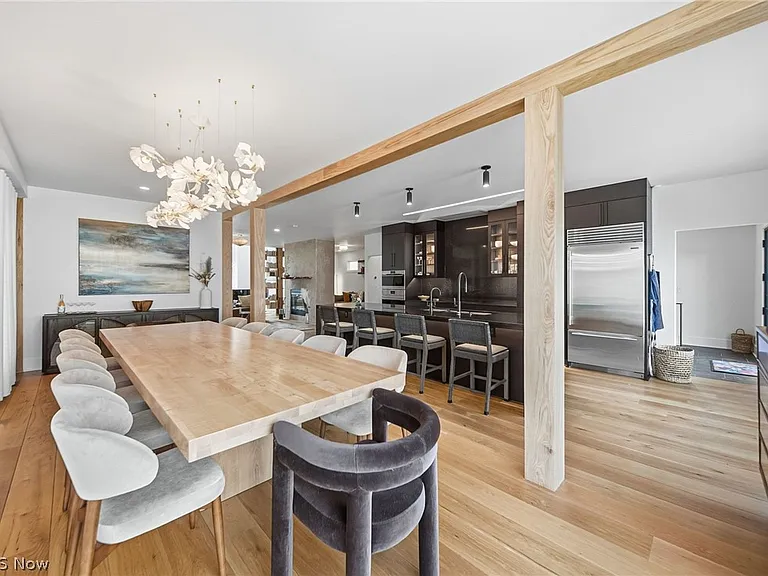 1440 W 57th St — Photo 15