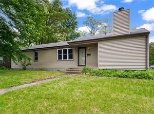 601 High Grove Rd, Grandview, MO 64030