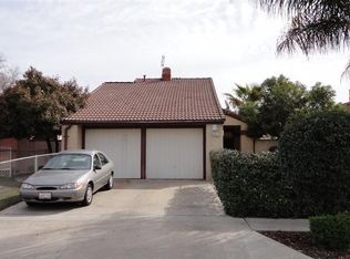 2213 S Matus Ave, Fresno, CA 93725