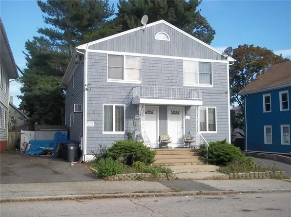 233-235 Roosevelt St, Providence, RI 02909