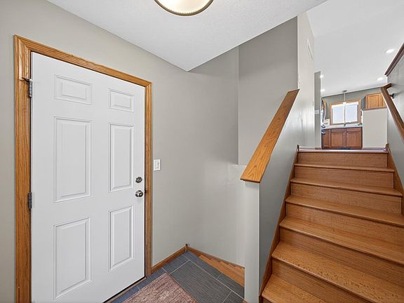 2nd image of 5315 Castleview Dr NW