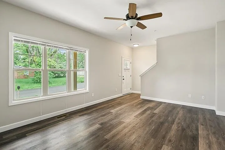 281 Chestnut Ave — Photo 4