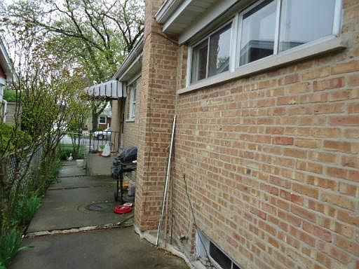 2nd image of 7100 W Greenwood St