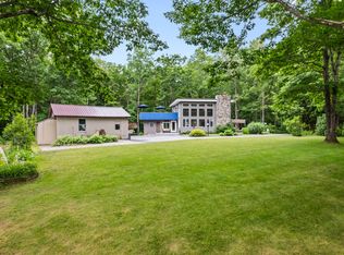 32 Lambs Mill Rd, Naples, ME 04055