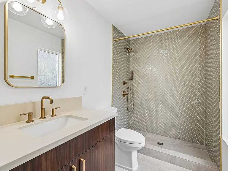 Salt + Sea - Luxury Coastal Apartments near Carlsbad Village — Photo 65
