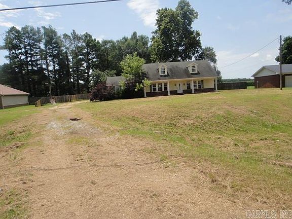 2nd image of 446 Old Military Rd E